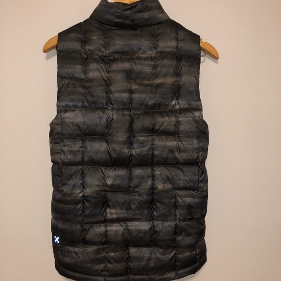 Lululemon Vest 🍋 - Picture 2 of 14
